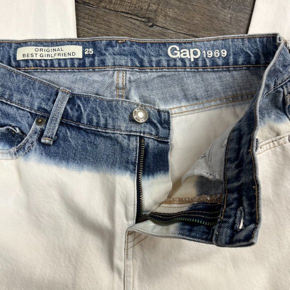 Gap Blue Ombre Girlfriend Jeans Pants Denim ((size 25)) - Picture 6 of 8